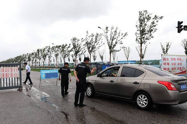 台风“利奇马”临近天津沿海大风升级橙色预警