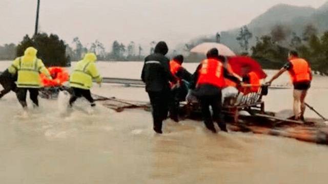 因灾遇难30人失踪18人 “利奇马”已致浙江超500万人受灾