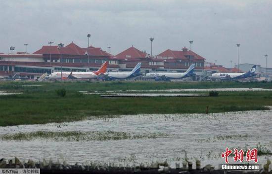 印度多地连降暴雨致地质灾害频发 已有170人丧生