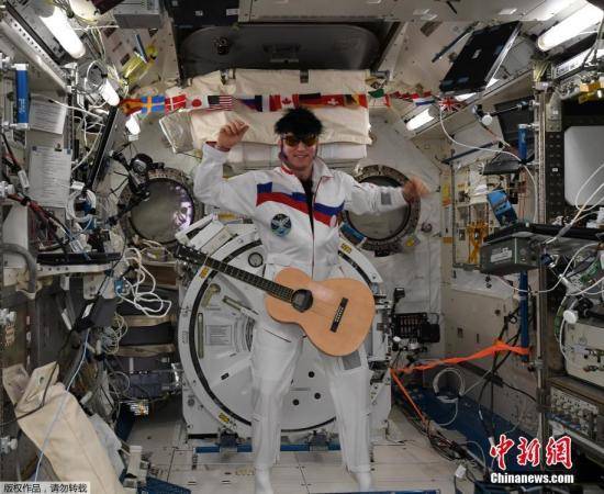 专家：国际空间站无处安淋浴器宇航员只能用纸擦身