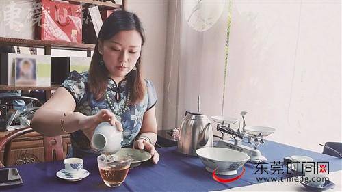 80后茶艺师钟海潮：每日以茶为诗