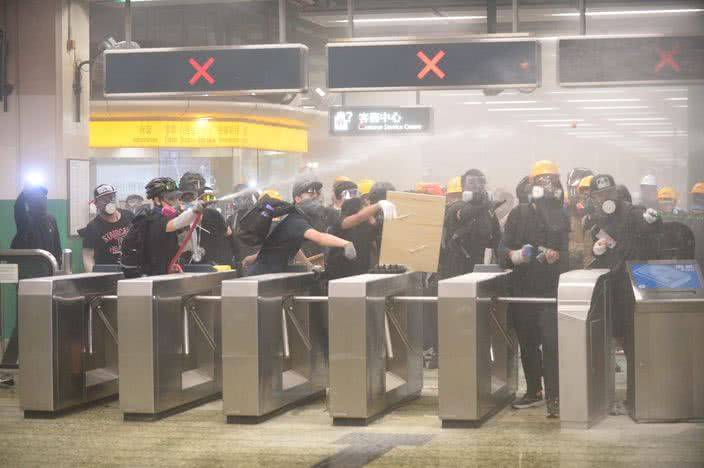 蔡当局叫嚣援助“香港朋友” 网友：烂招骗选票