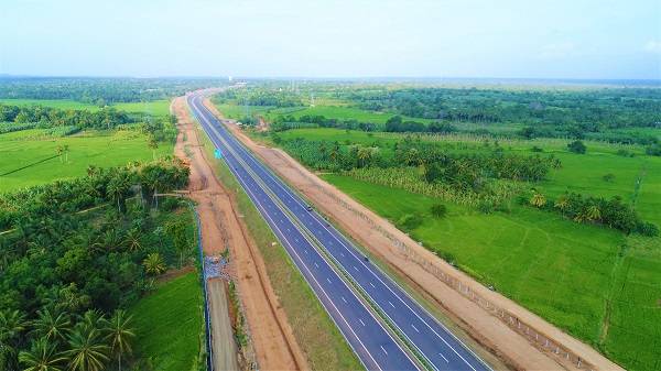 斯里兰卡南部高速延长线中建标段率先交工