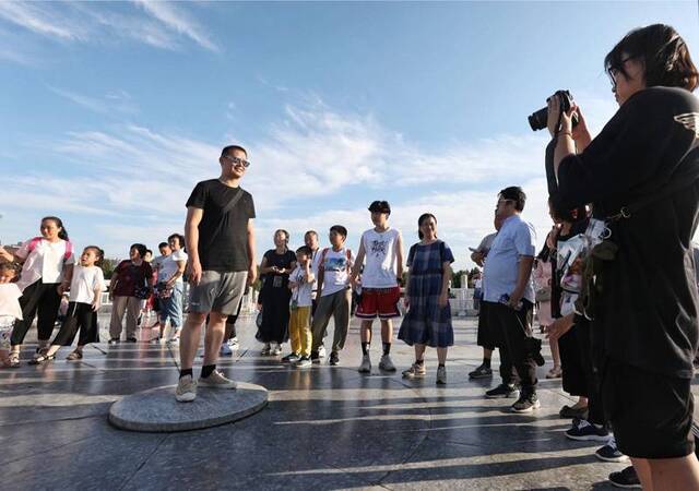 京城蓝天白云空气优俯瞰故宫美景如画