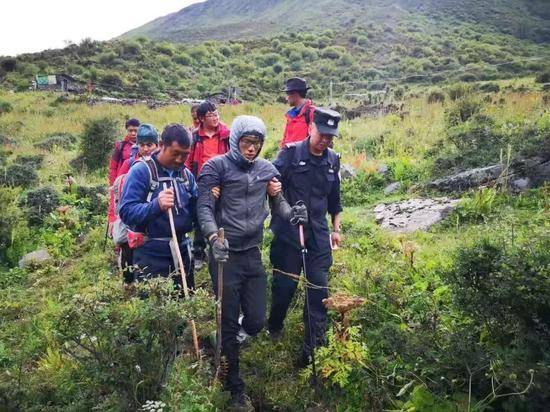 知名教授爬山下落不明 有人吃到首张有偿救援罚单