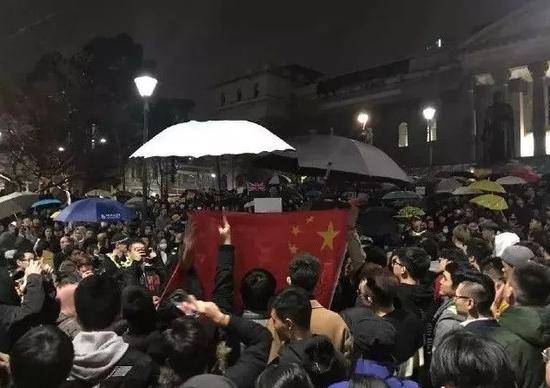 媒体:挺香港反暴力 让全世界听到中国的全民共识