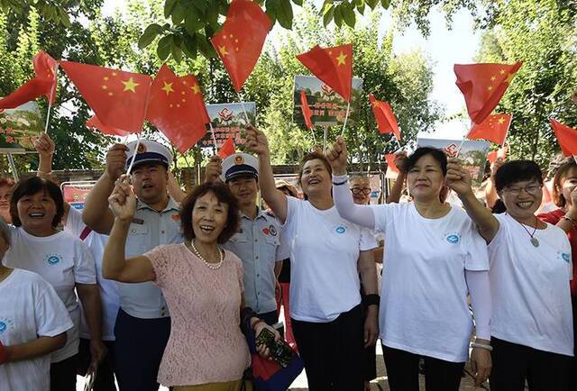 群众唱“主角”东城大江社区举办首届三里河文化节