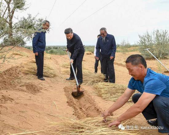 习近平考察甘肃第三天：到新村察黄河