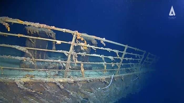 美国科考潜水员称海底的“泰坦尼克”号受损程度惊人