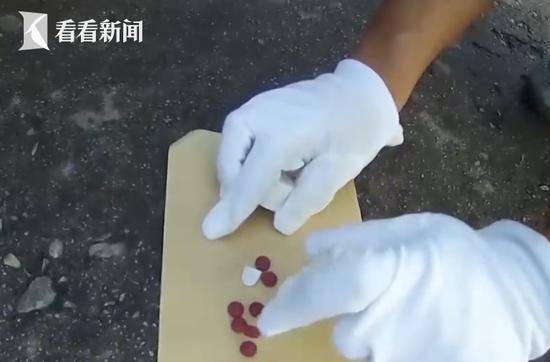 毒贩在家看“扫毒”影视剧 民警突然破门而入(图)