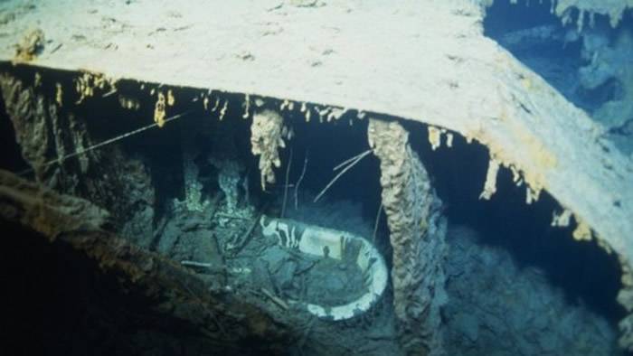 微生物侵蚀迅速分解大西洋3800米海底铁达尼号“回归自然”
