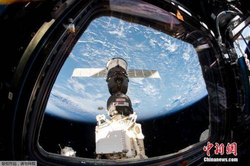 腾地、调轨……这次俄太空机器人能成功登上空间站吗？