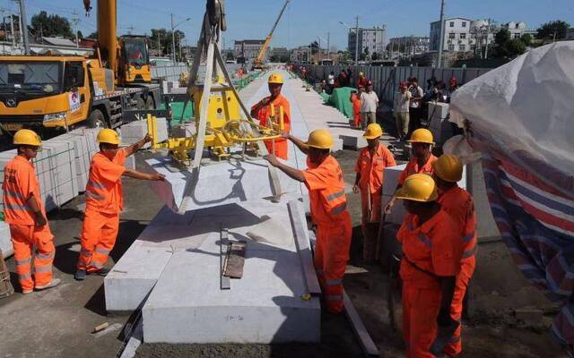 南中轴路道路大修改造工程9月10日前将完工