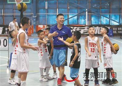 篮球达人丁广开： 让篮球教育走进每个家庭