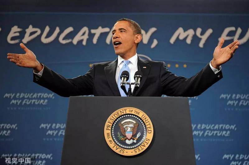 2009年奥巴马发表开学演讲。/视觉中国