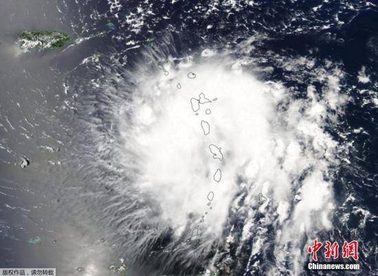 8月29日消息，热带风暴“多利安”升级为一级飓风，并会直接威胁波多黎各。随着风暴越来越接近美国大陆，其强度可能会进一步加强。图为美国航天局拍摄到的“多利安”移动图像。