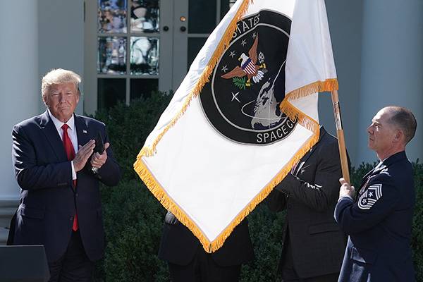 当地时间2019年8月29日，美国华盛顿，美国总统特朗普在白宫宣布建立美国太空司令部。视觉中国图