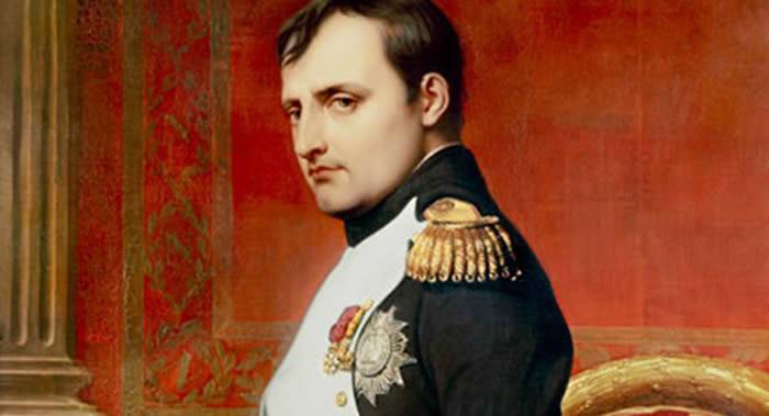 圣赫勒拿岛寻找和拿破仑一样长相的人参加活动以纪念这位法国流亡皇帝逝世200周年