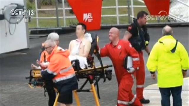 新西兰一辆载有23名中国人的巴士翻车 6人遇难 17人送医