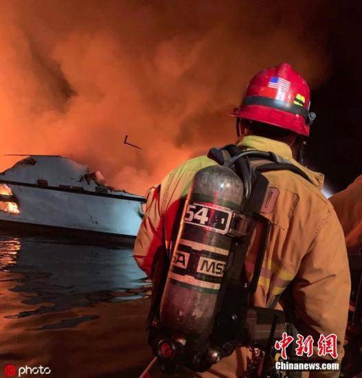 这是个悲惨的故事：加州大火恐致逾30人遇难搜救暂停