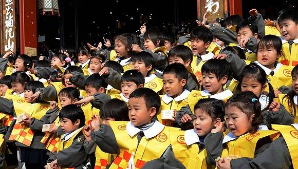 10月起日本幼儿园学费全免 用提高消费税买单