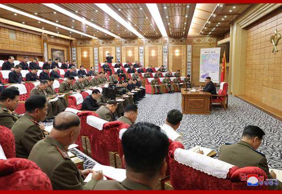 6日，朝鲜召开劳动党中央军事委员会紧急扩大会议（朝中社）