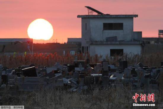 日本环境相小泉进次郎访问福岛称将推进重建