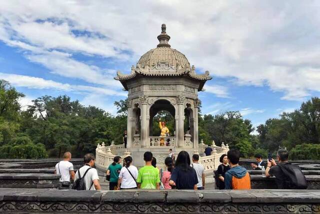 中秋，圆明园再现黄花阵游乐活动组图