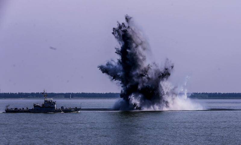 黄浦江畔，有一群勇闯雷海的“兵专家”