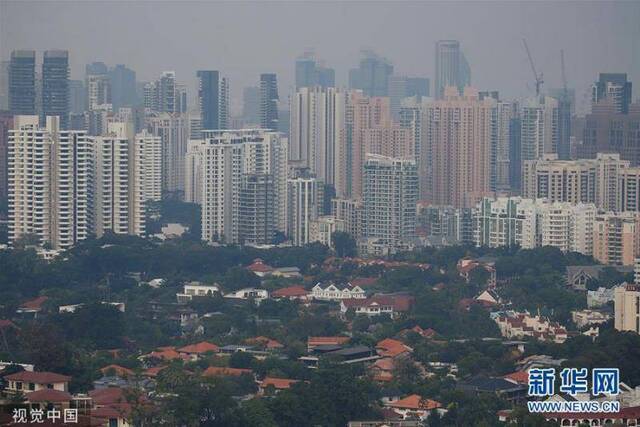 印尼林火持续数月连累邻国新加坡遭烟霾污染