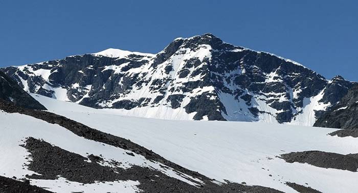 冰川融化！凯布讷山（Kebnekaise）南峰失去“瑞典最高峰”称号