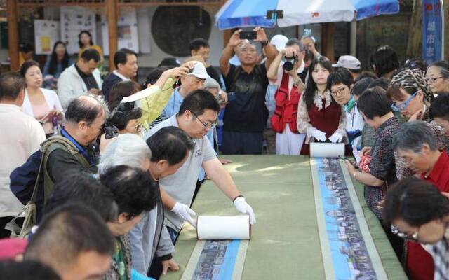 史家胡同博物馆展出70幅老照片，再现18年前胡同生活