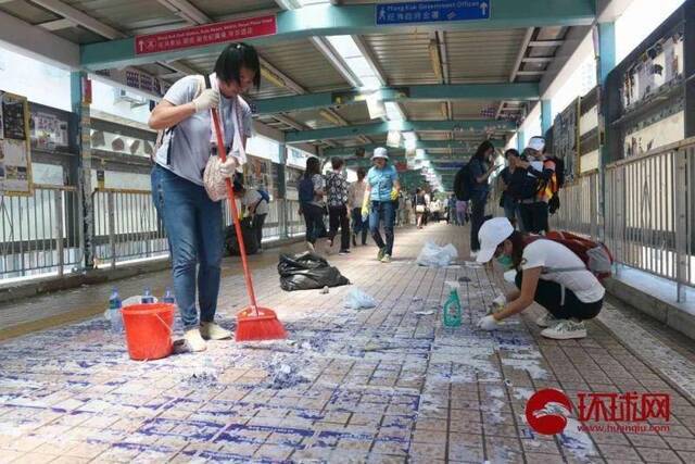 “清洁香港运动”获多区市民响应 何君尧也到场