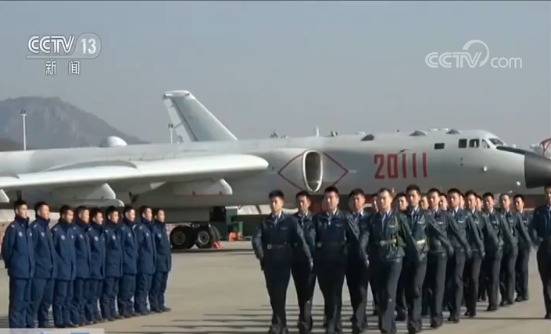 超燃 空军发布励志宣传片《青春表白祖国》