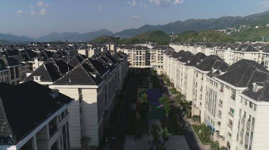 瑞濠易地扶贫搬迁：搬得出稳得住而且能致富