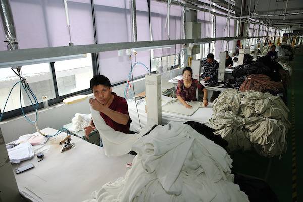 从纺织工人到毛纺厂老板 农民工创业只是为钱吗?
