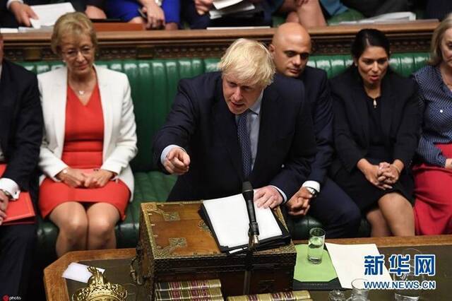 英国议会重开 首相约翰逊现身议会