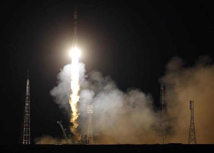 载有三国宇航员团队的运载火箭升空阿联酋首名宇航员将登国际空间站（ISS）