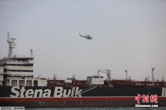 遭伊朗扣押英油轮驶入迪拜港口 货轮公司：松一口气