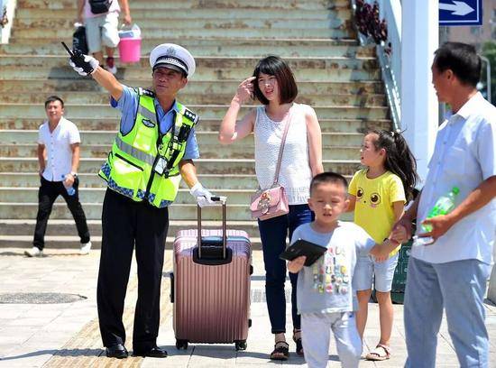 刘五桥正执勤