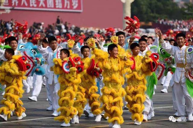 国庆群众游行惊艳四方 流动史诗唤醒国民记忆