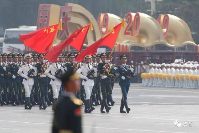 百图直击国庆日 大阅兵国庆联欢的难忘瞬间