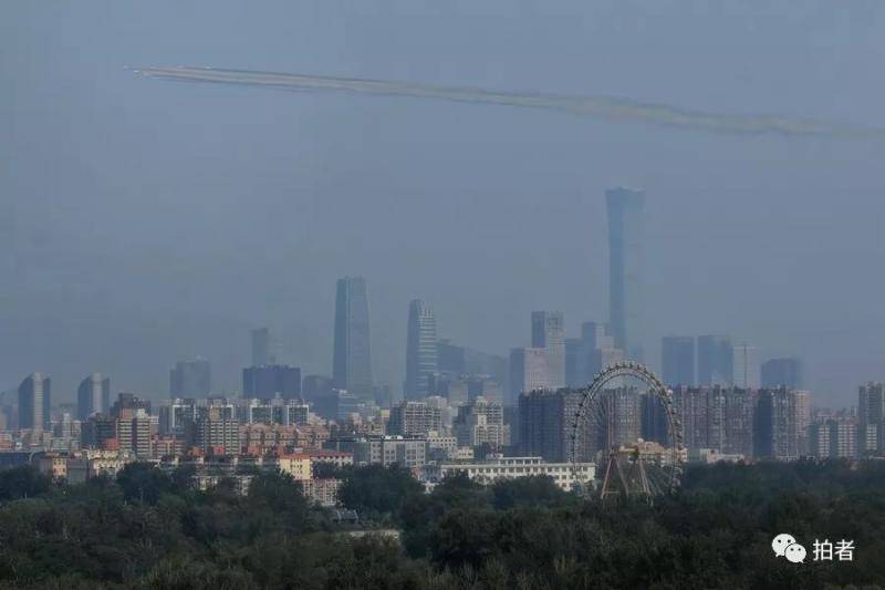 百图直击国庆日 大阅兵国庆联欢的难忘瞬间