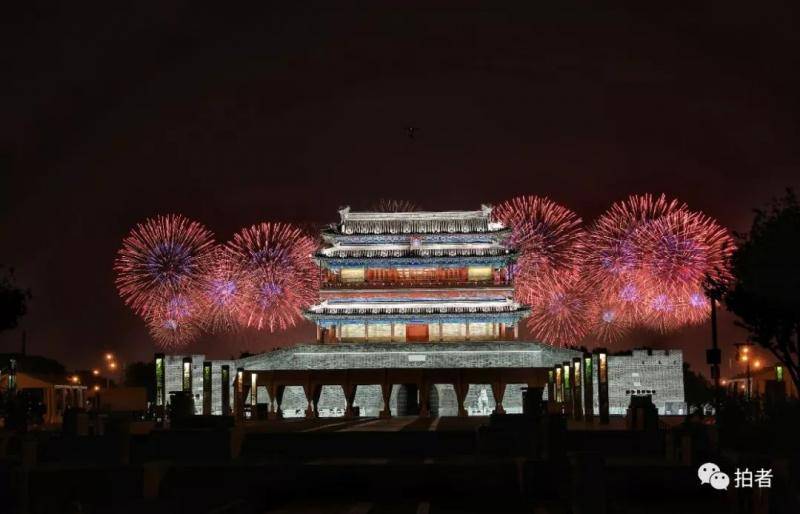 百图直击国庆日 大阅兵国庆联欢的难忘瞬间