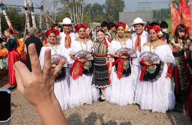 北京国际旅游节开幕 盛装表演精彩不断