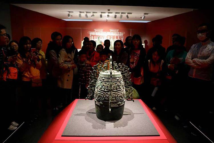 国庆期间 京城博物馆游客爆棚 重磅展览目不暇接