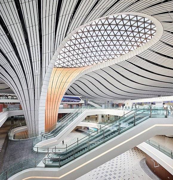 北京大兴国际机场图片来源：扎哈建筑事务所