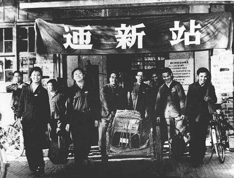 1978年春，北京大学迎来恢复高考后录取的第一批新生。新华社发