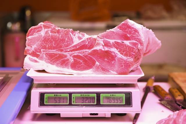 媒体详解储备肉制度40年：肉存了多久？