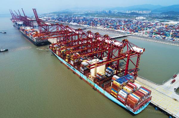 宁波舟山港今年前8月货物吞吐量同比增长7%